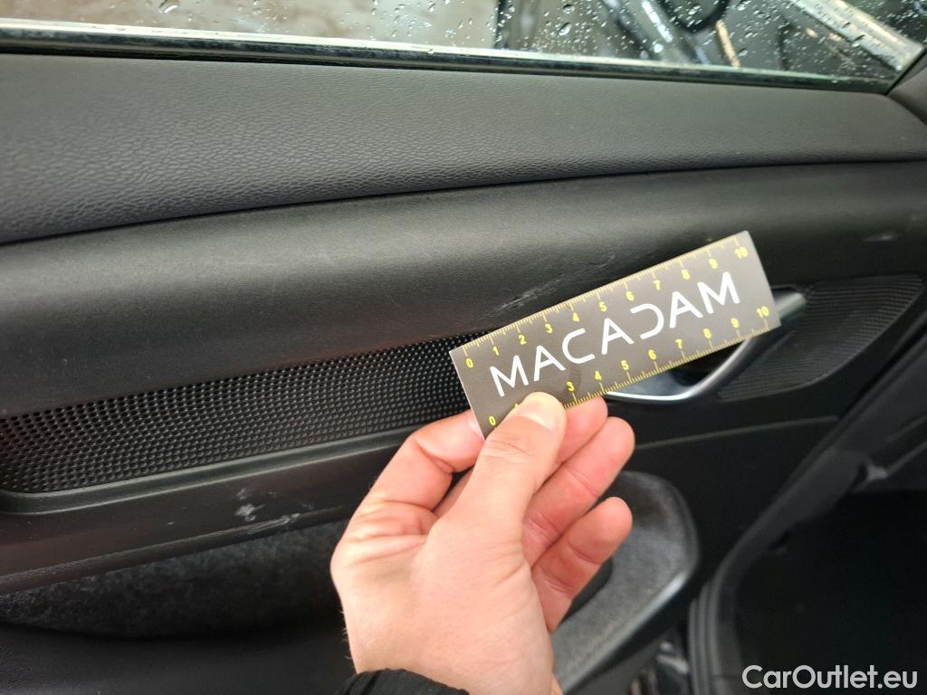  Volvo  XC 40 VOLVO XC40 / 2017 / 5P / SUV Recharge T5 262 DCT7 Inscription Luxe #3