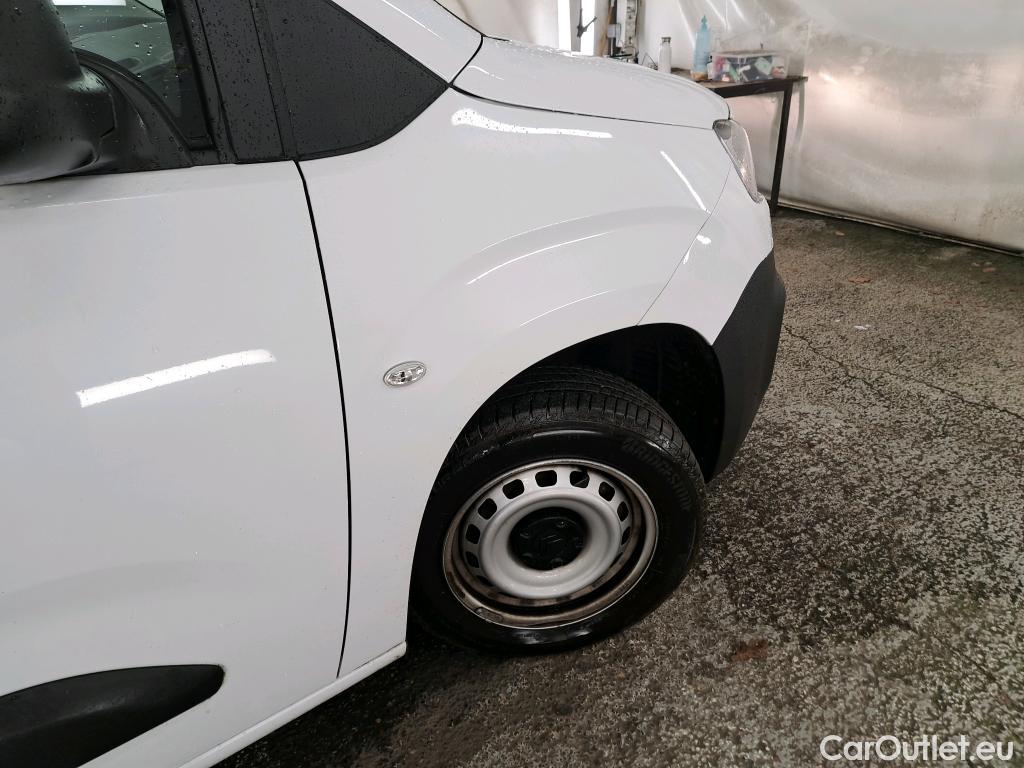  Citroen  Berlingo CITROEN  Van / 2018 / 4P / Fourgonnette Taille M 650kg BlueHDi 100 S&S BVM Club #22