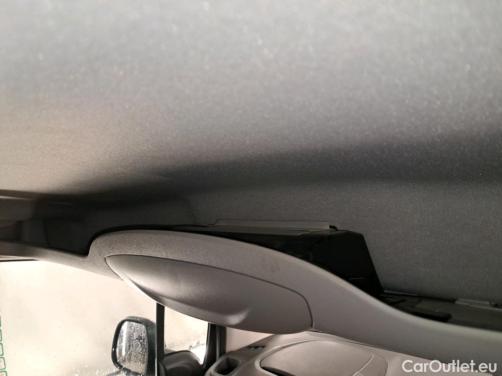  Citroen  Berlingo CITROEN  Van / 2018 / 4P / Fourgonnette Taille M 650kg BlueHDi 100 S&S BVM Club #5