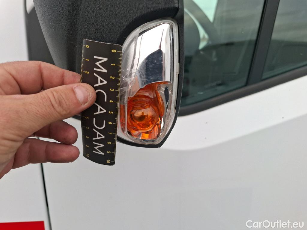  Renault  Master RENAULT  VU 4p Fourgon FG GCf Trac F3500 L2H2 Energy dCi 145 E6 #29