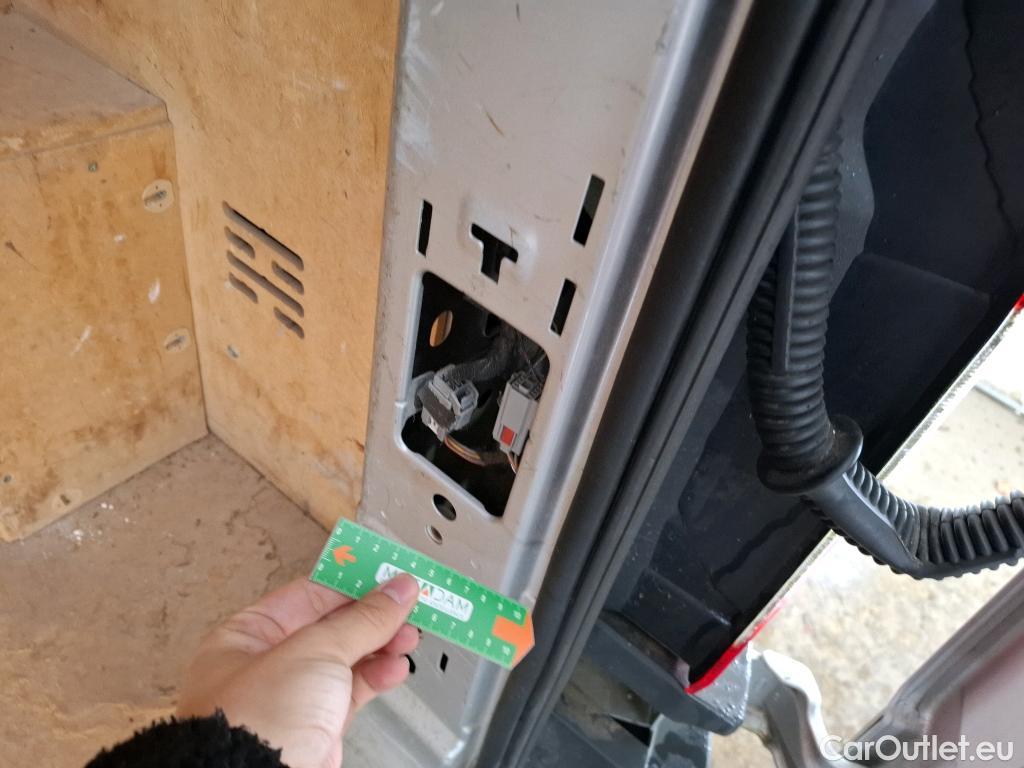  Ford  Transit  Fourgon 310 L3 Trend 2.0 TDCi 105CV BVM6 E6 #21