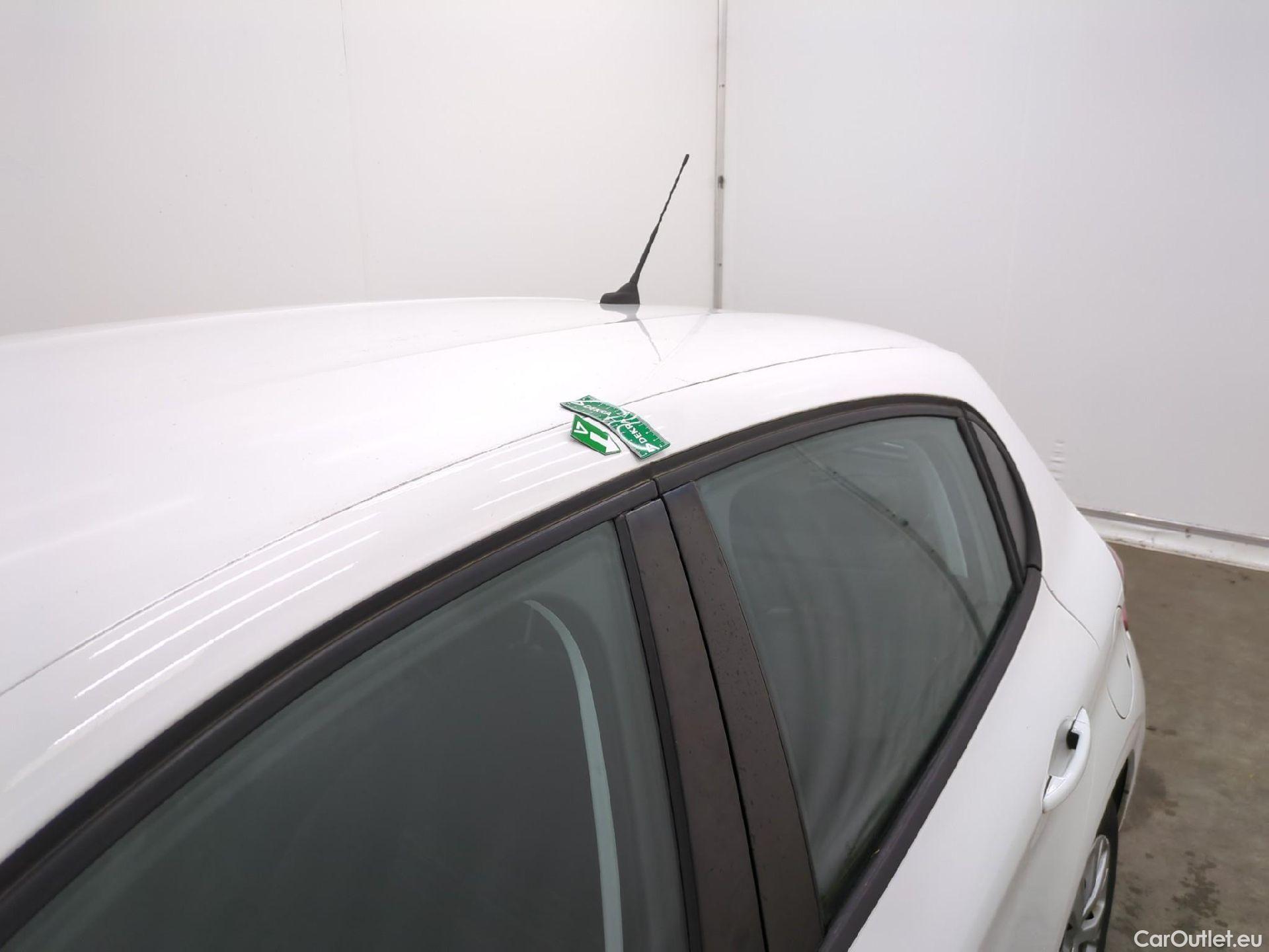  Peugeot  208  Affaire Premium Pack 1.5 HDi 100CV BVM5 E6dT #31