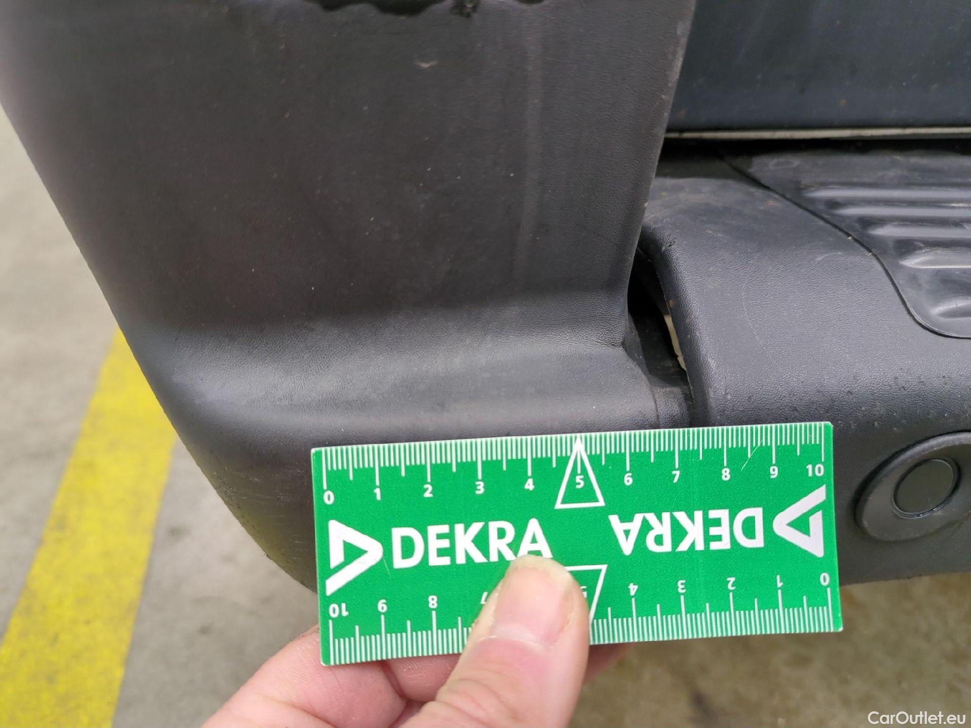  Peugeot  Boxer  Fourgon Surélevé 435 L4H2 Asphalt BlueHDi 140 Stop&Start 2.2 140CV BVM6 #31