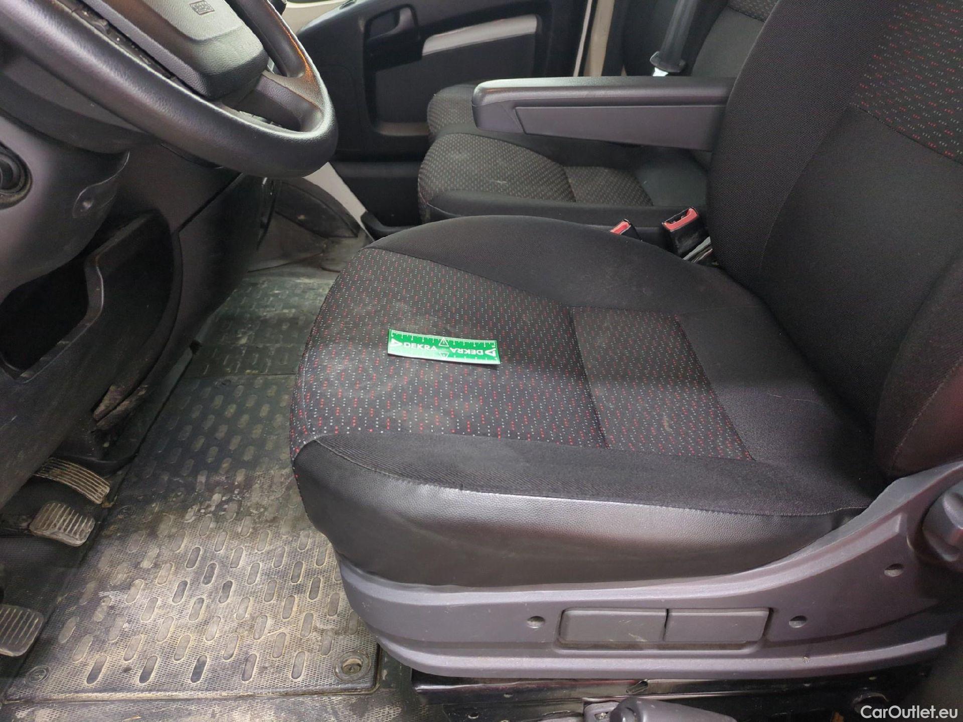  Peugeot  Boxer  Fourgon Surélevé 435 L4H2 Asphalt BlueHDi 140 Stop&Start 2.2 140CV BVM6 #5