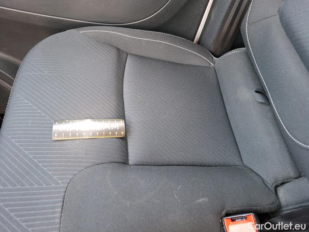  Renault  Trafic RENAULT  / 2019 / 4P / Fourgon tole FG GCF L1H1 1000 Energy dCi 145 EDC #4