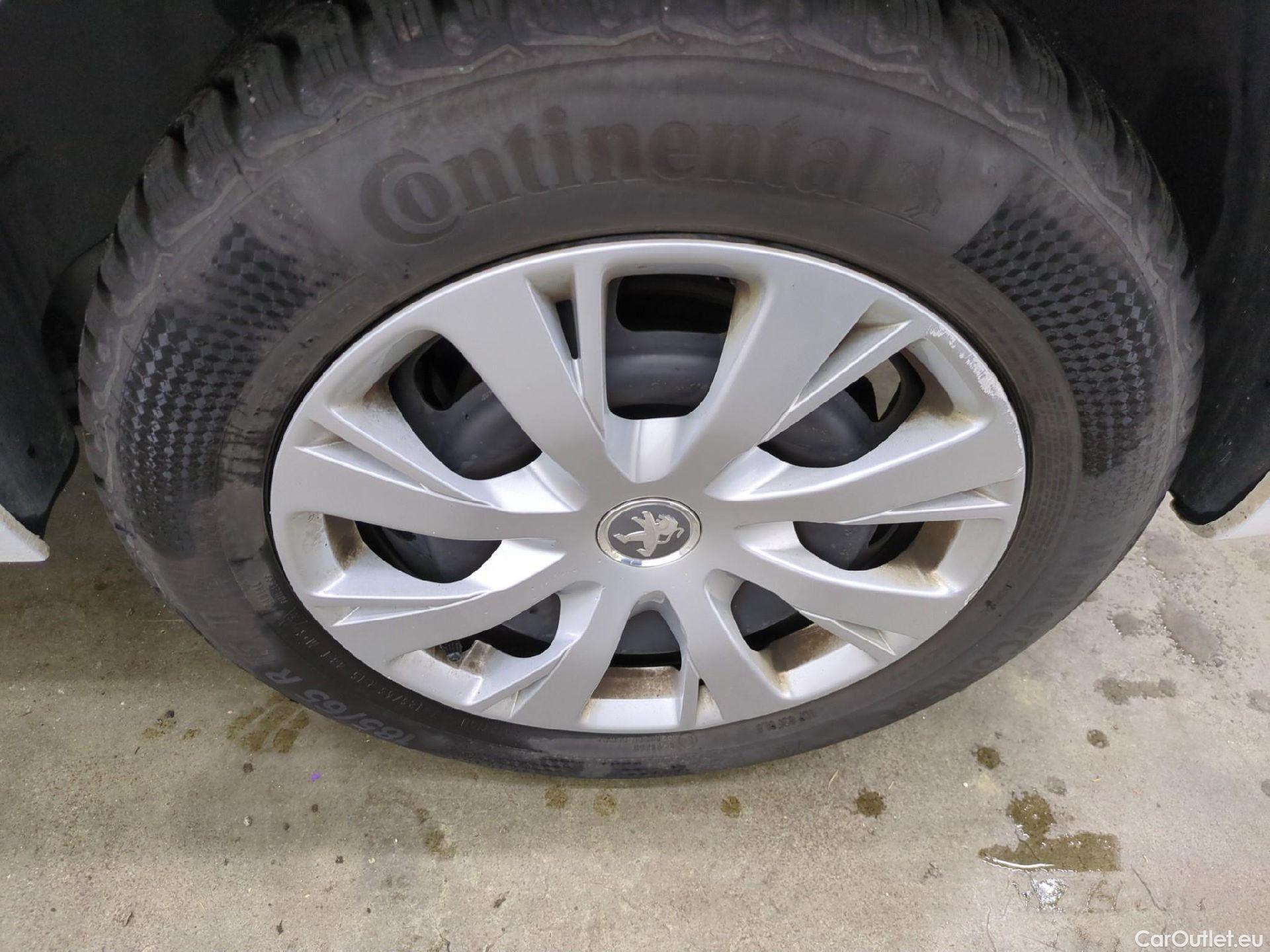  Peugeot  208  Affaire Premium Pack 1.5 HDi 100CV BVM5 E6dT #8