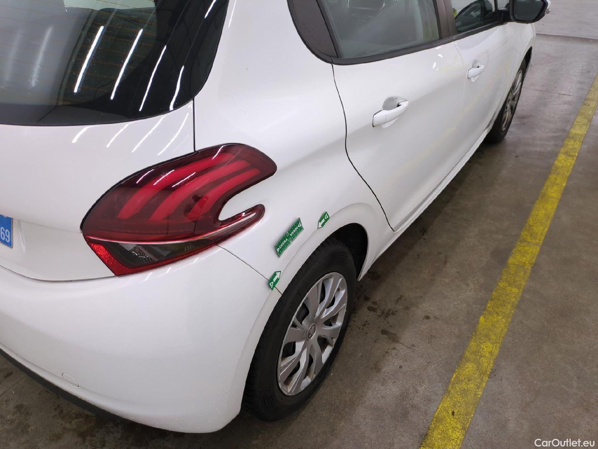  Peugeot  208  Affaire Premium Pack 1.5 HDi 100CV BVM5 E6dT #23