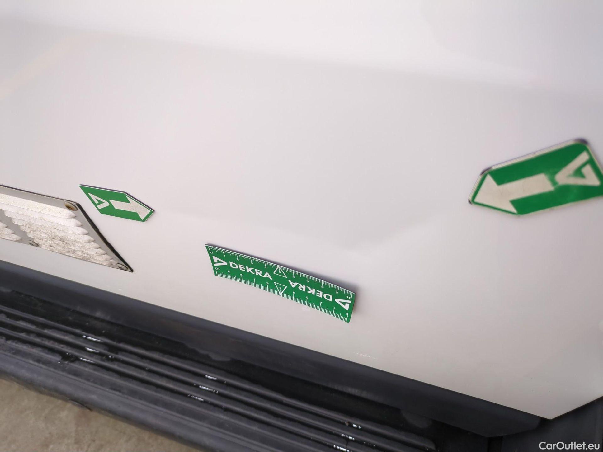  Peugeot  Boxer  Fourgon Surélevé 435 L4H2 Asphalt BlueHDi 140 Stop&Start 2.2 140CV BVM6 #36