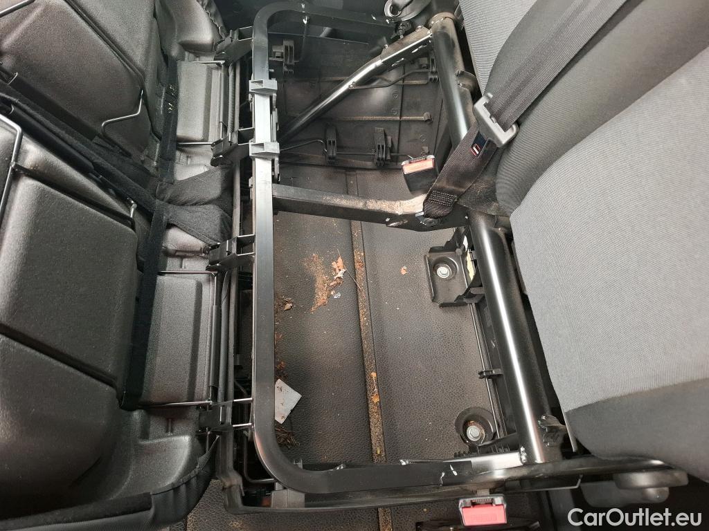  Renault  Master RENAULT  VU 4p Fourgon FG GCf Trac F3500 L2H2 Energy dCi 145 E6 #33