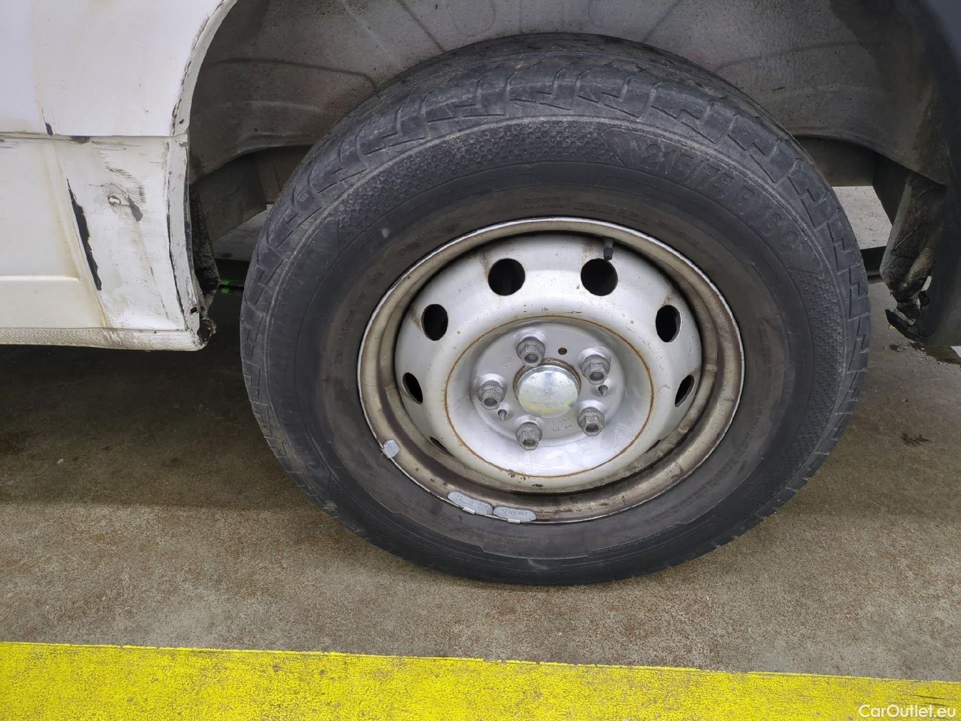  Peugeot  Boxer  Fourgon Surélevé 435 L4H2 Asphalt BlueHDi 140 Stop&Start 2.2 140CV BVM6 #7