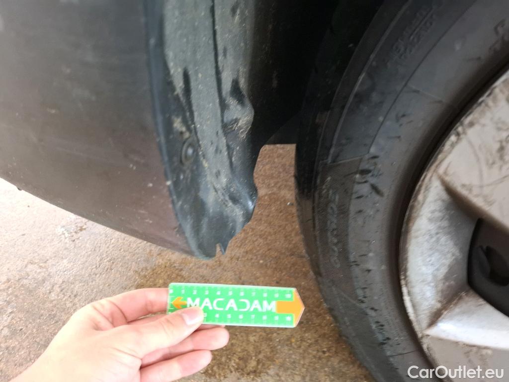  Renault  Kangoo  II Express Maxi Extra (Série Spéciale) 1.5 dCi 95CV BVM6 E6dT #29