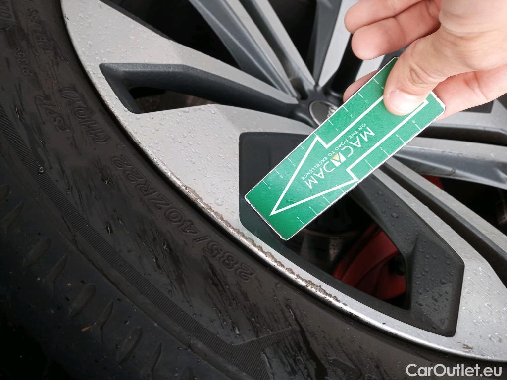  Audi  Q8 AUDI  50 TDI 210kW (286CV) quattro tiptronic S Line Black Edition 30000€ Opciones #5