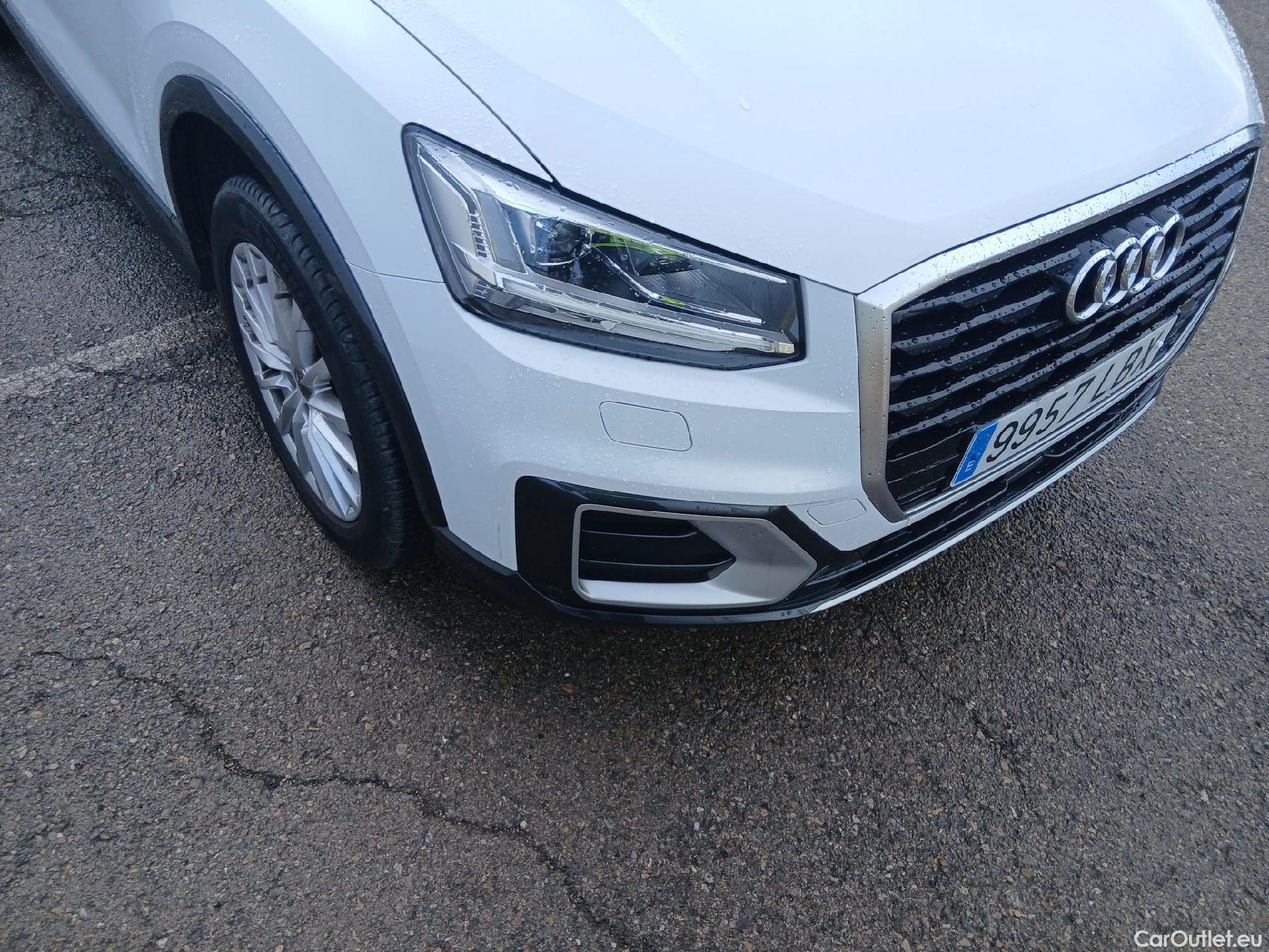 Audi  Q2 AUDI  / 2016 / 5P / todoterreno Design 30 TFSI 85kW (116CV) #2