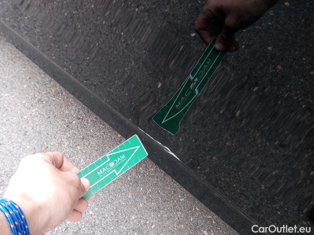  Bmw  Serie 3 BMW  / 2018 / 4P / sedán 320d Auto. #7