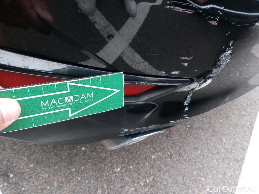  Bmw  Serie 3 BMW  / 2018 / 4P / sedán 320d Auto. #28