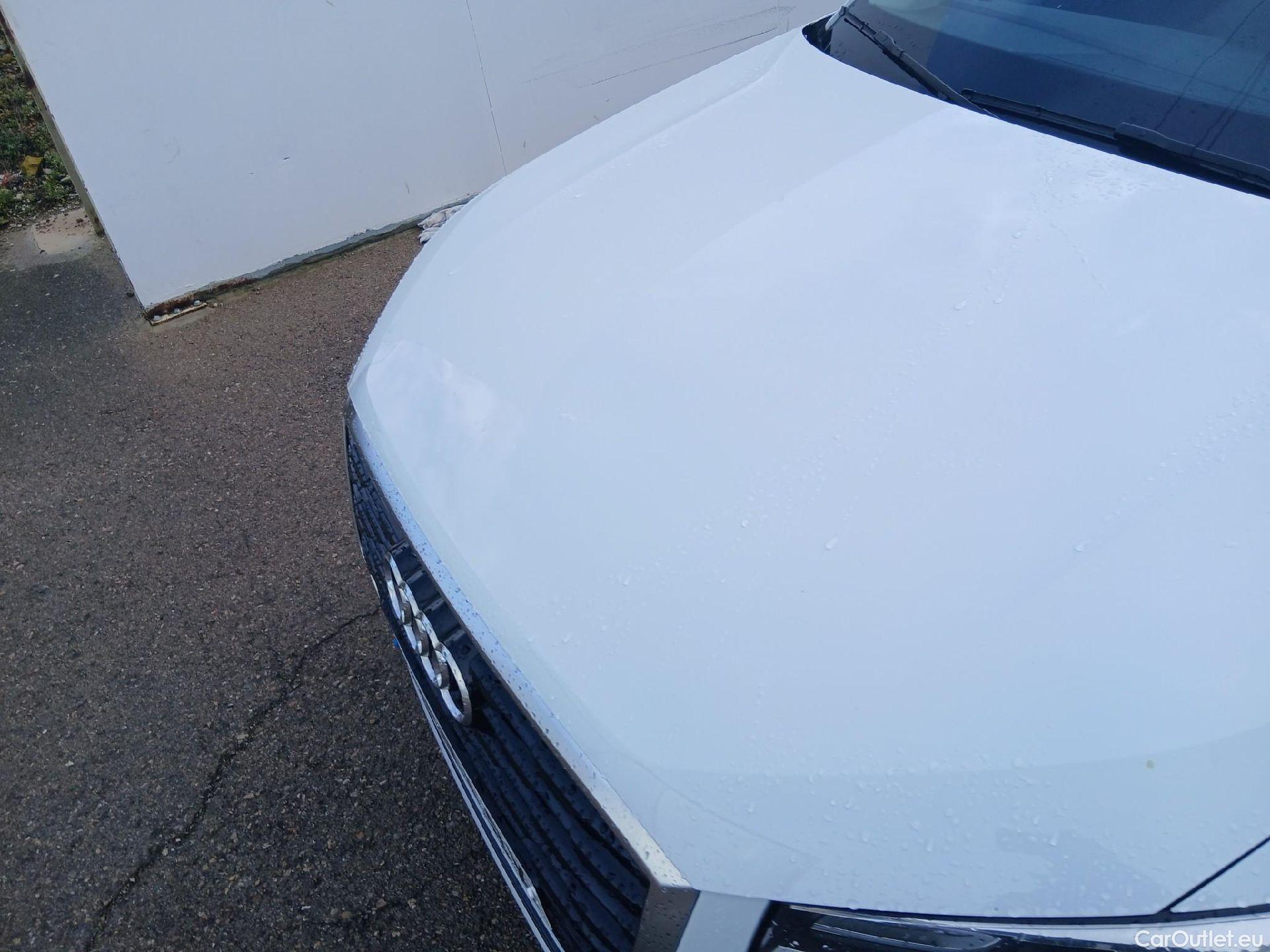  Audi  Q2 AUDI  / 2016 / 5P / todoterreno Design 30 TFSI 85kW (116CV) #5