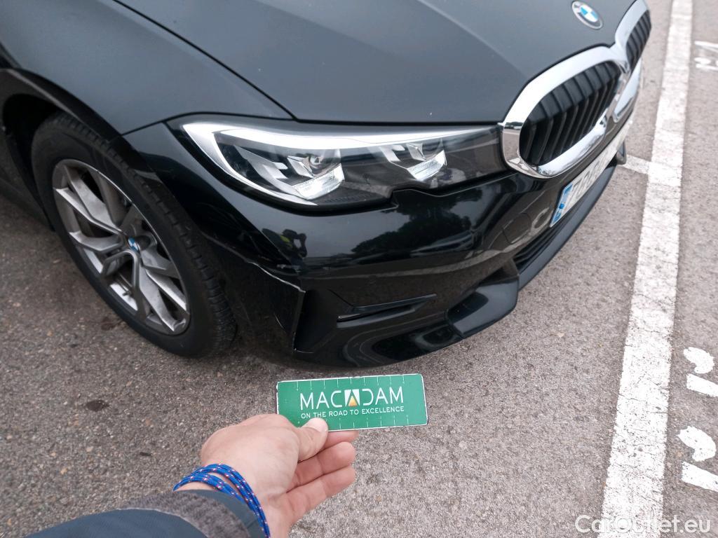  Bmw  Serie 3 BMW  / 2018 / 4P / sedán 320d Auto. #12