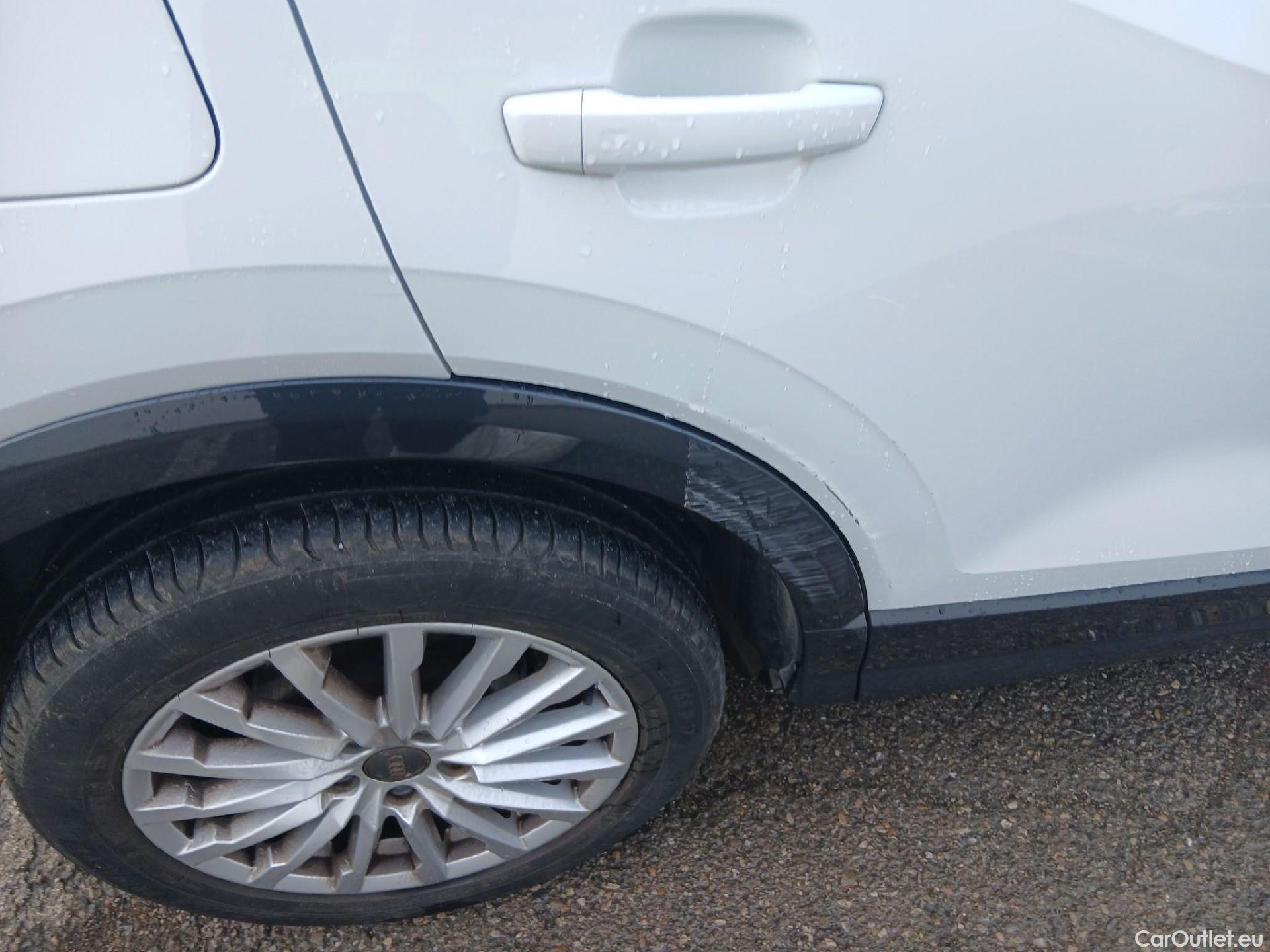  Audi  Q2 AUDI  / 2016 / 5P / todoterreno Design 30 TFSI 85kW (116CV) #21