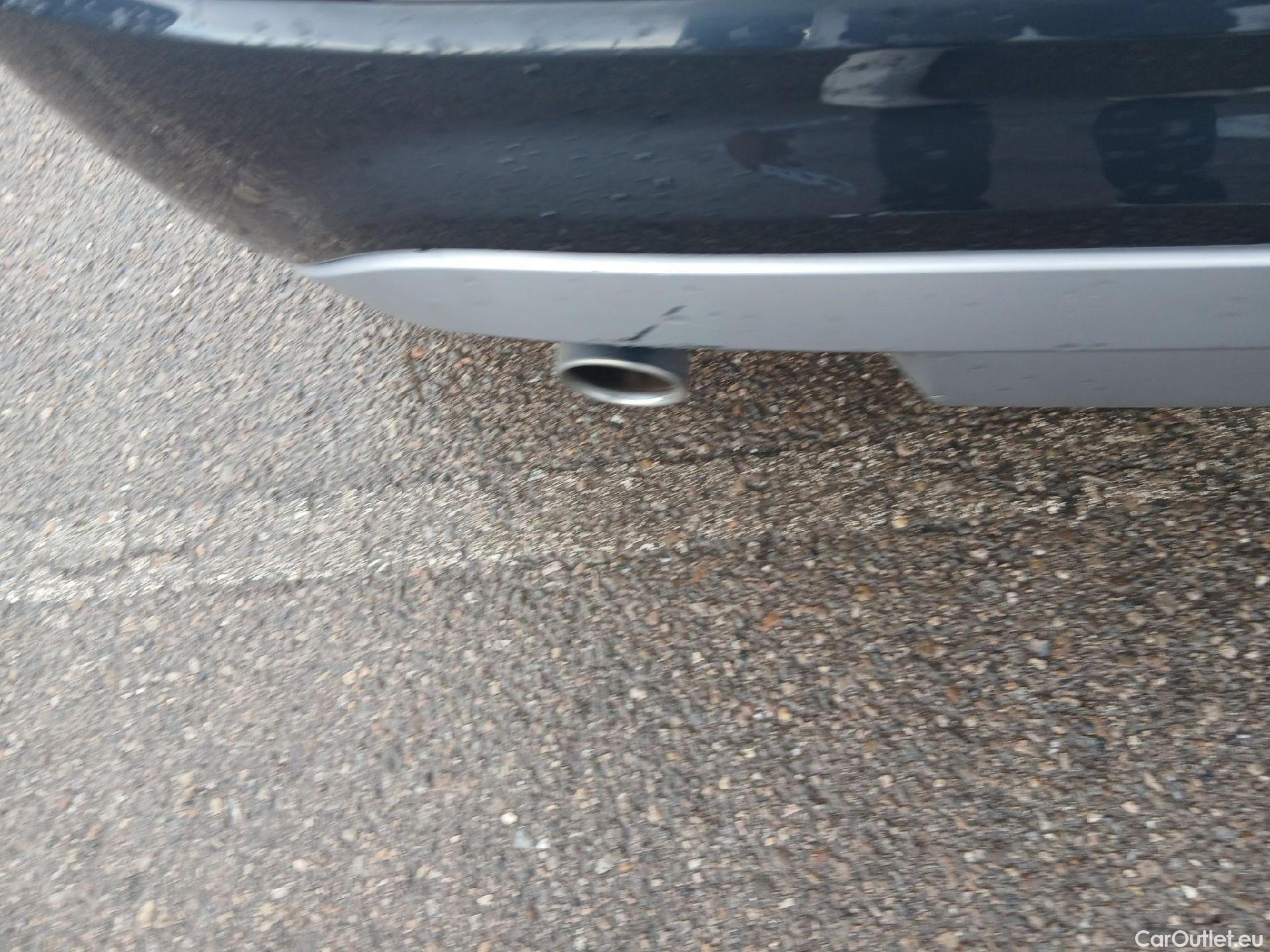  Audi  Q2 AUDI  / 2016 / 5P / todoterreno Design 30 TFSI 85kW (116CV) #19