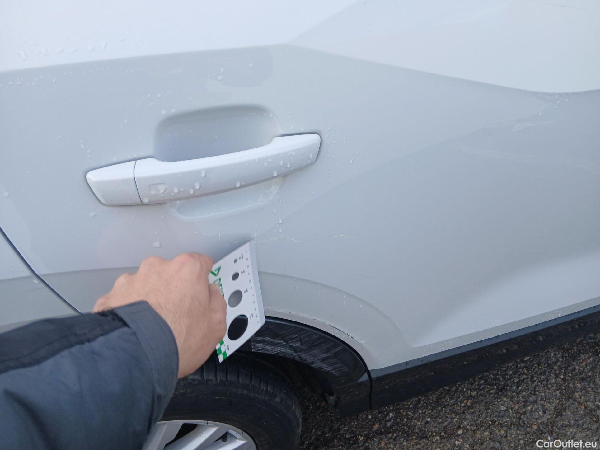  Audi  Q2 AUDI  / 2016 / 5P / todoterreno Design 30 TFSI 85kW (116CV) #23