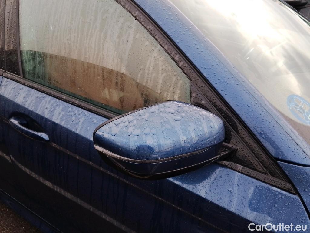  Bmw  Serie 5 BMW  / 2020 / 4P / sedán 530e #16