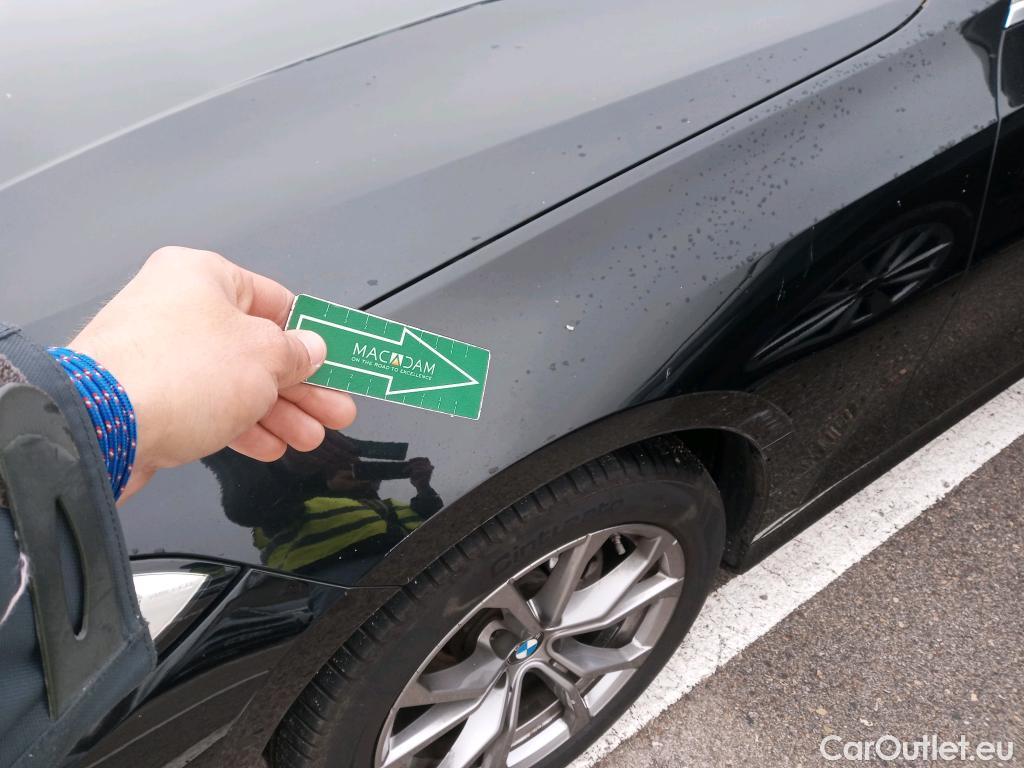  Bmw  Serie 3 BMW  / 2018 / 4P / sedán 320d Auto. #18