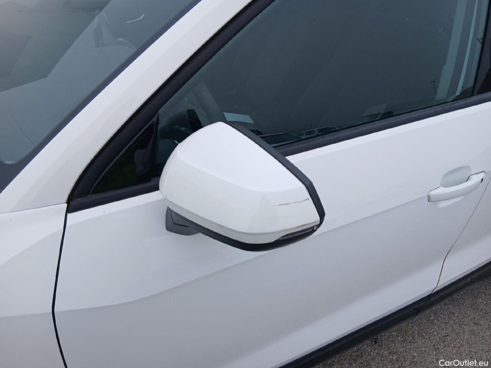  Audi  Q2 AUDI  / 2020 / 5P / todoterreno Advanced 35 TFSI 110kW (150CV) S tronic (AC) #7