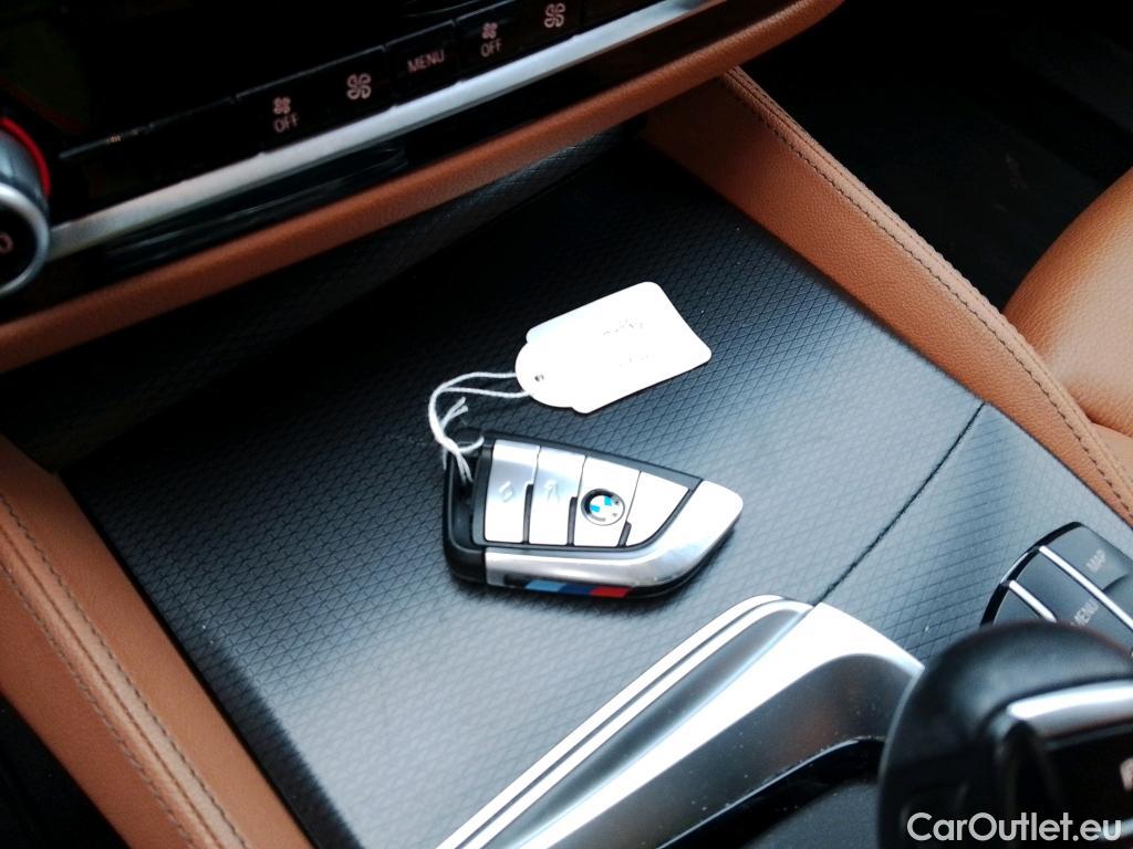  Bmw  Serie 5 BMW  / 2020 / 4P / sedán 530e #1