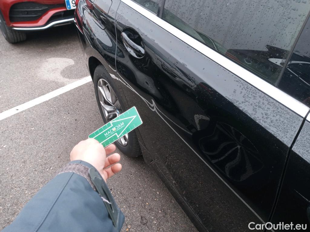  Bmw  Serie 3 BMW  / 2018 / 4P / sedán 320d Auto. #25