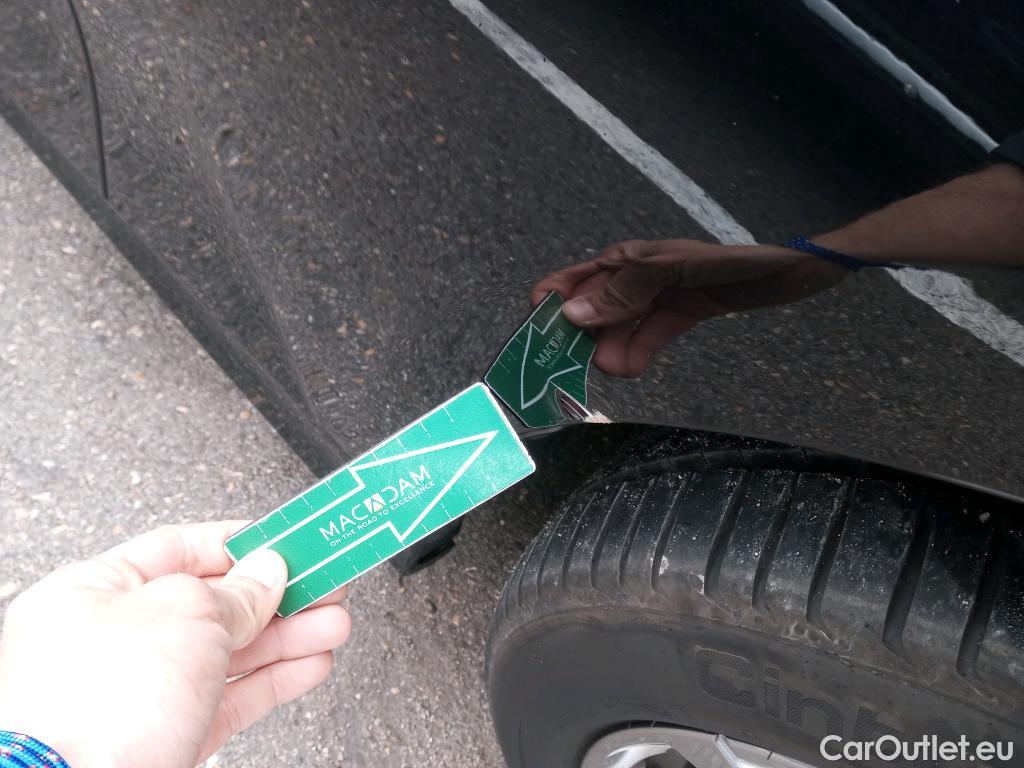  Bmw  Serie 3 BMW  / 2018 / 4P / sedán 320d Auto. #13