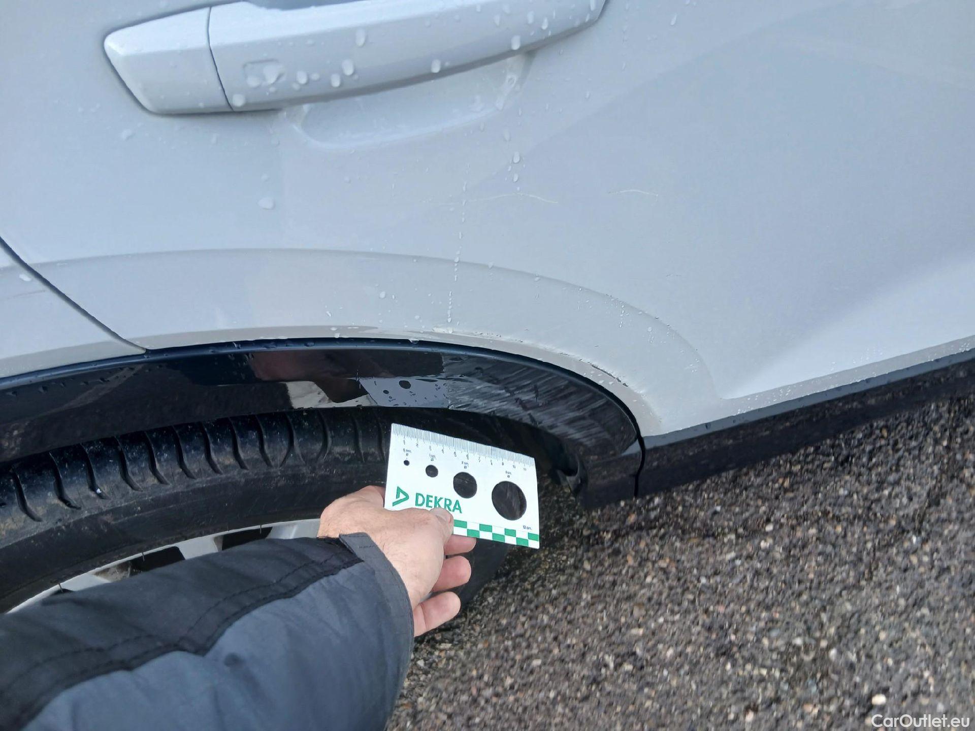  Audi  Q2 AUDI  / 2016 / 5P / todoterreno Design 30 TFSI 85kW (116CV) #20