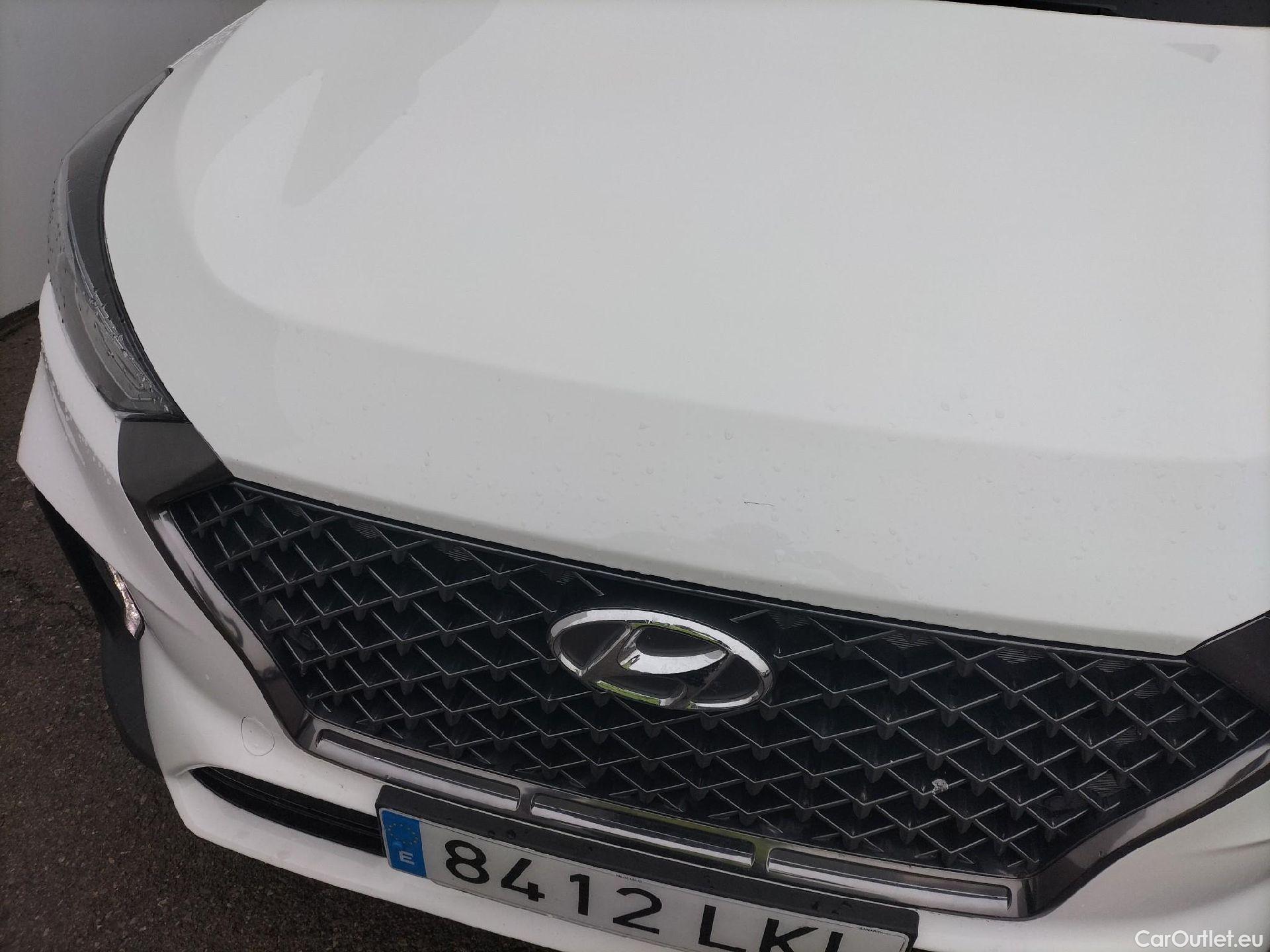  Hyundai  Tucson HYUNDAI  / 2018 / 5P / todoterreno 1.6 CRDI 100kW (136CV) 48V N-Line 4X2 #2