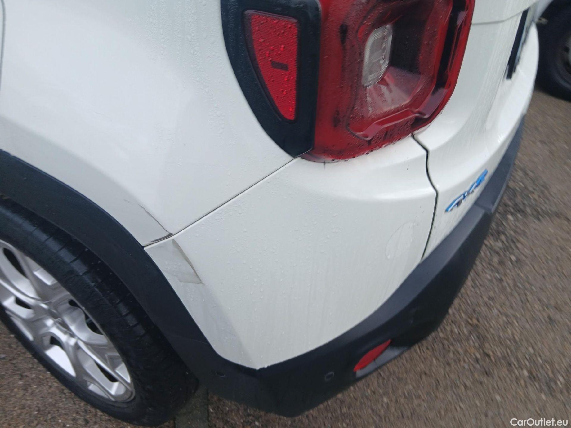  Jeep  Patriot JEEP Renegade / 2014 / 5P / todoterreno Limited 1.3 PHEV 140kW (190CV) AT AWD #15