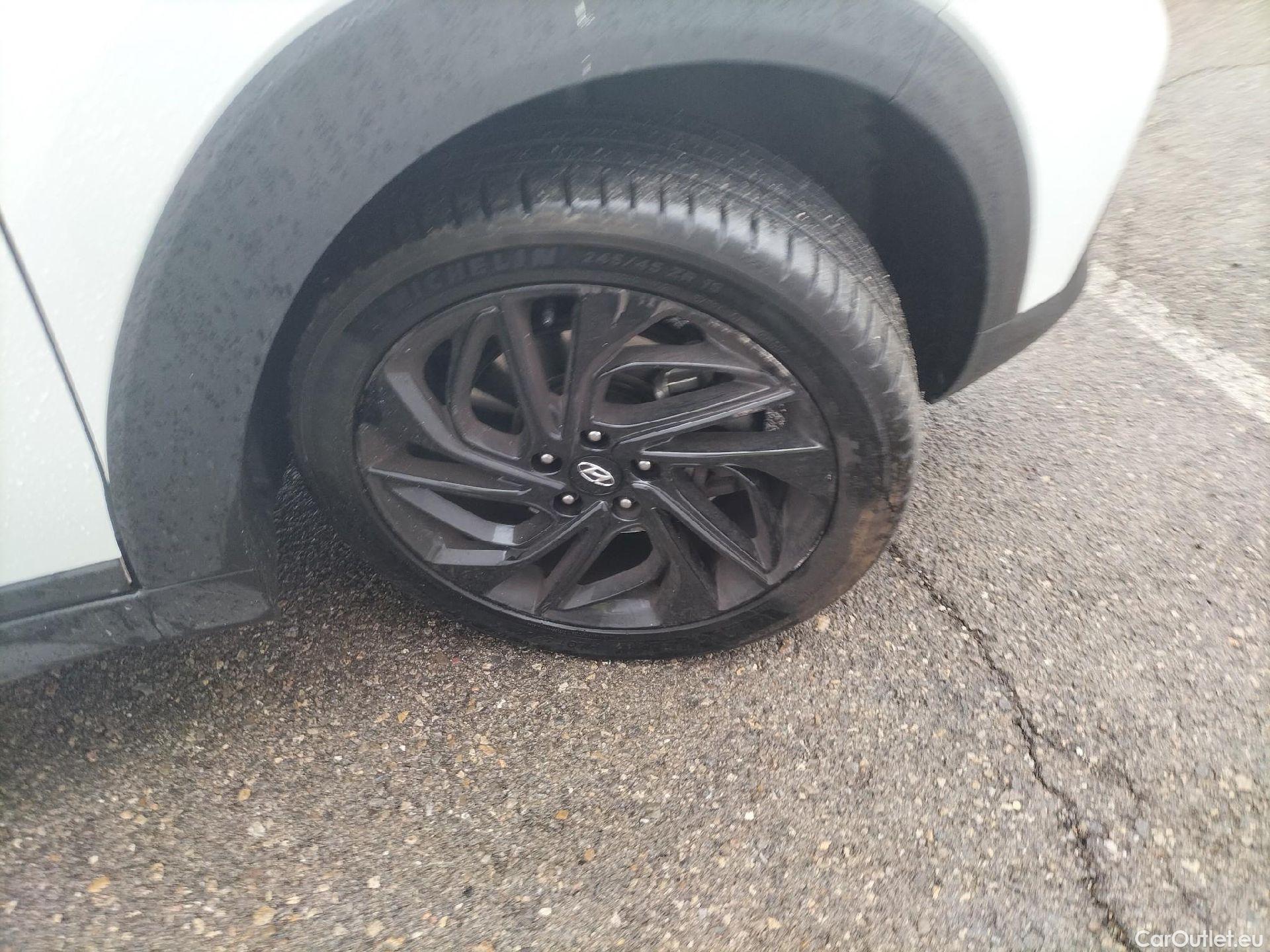  Hyundai  Tucson HYUNDAI  / 2018 / 5P / todoterreno 1.6 CRDI 100kW (136CV) 48V N-Line 4X2 #25