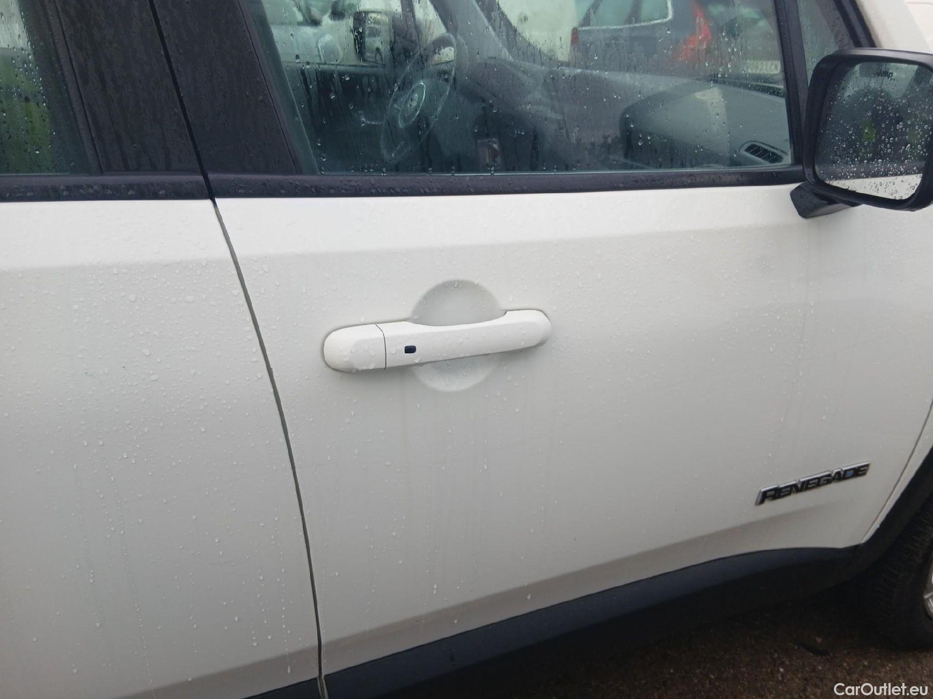  Jeep  Patriot JEEP Renegade / 2014 / 5P / todoterreno Limited 1.3 PHEV 140kW (190CV) AT AWD #30