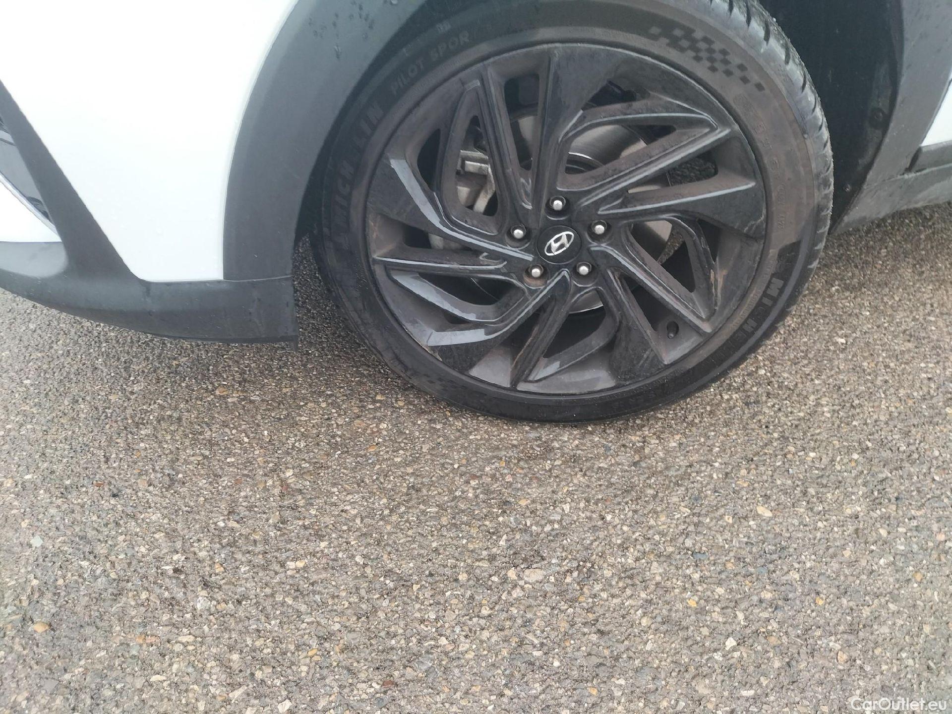  Hyundai  Tucson HYUNDAI  / 2018 / 5P / todoterreno 1.6 CRDI 100kW (136CV) 48V N-Line 4X2 #7