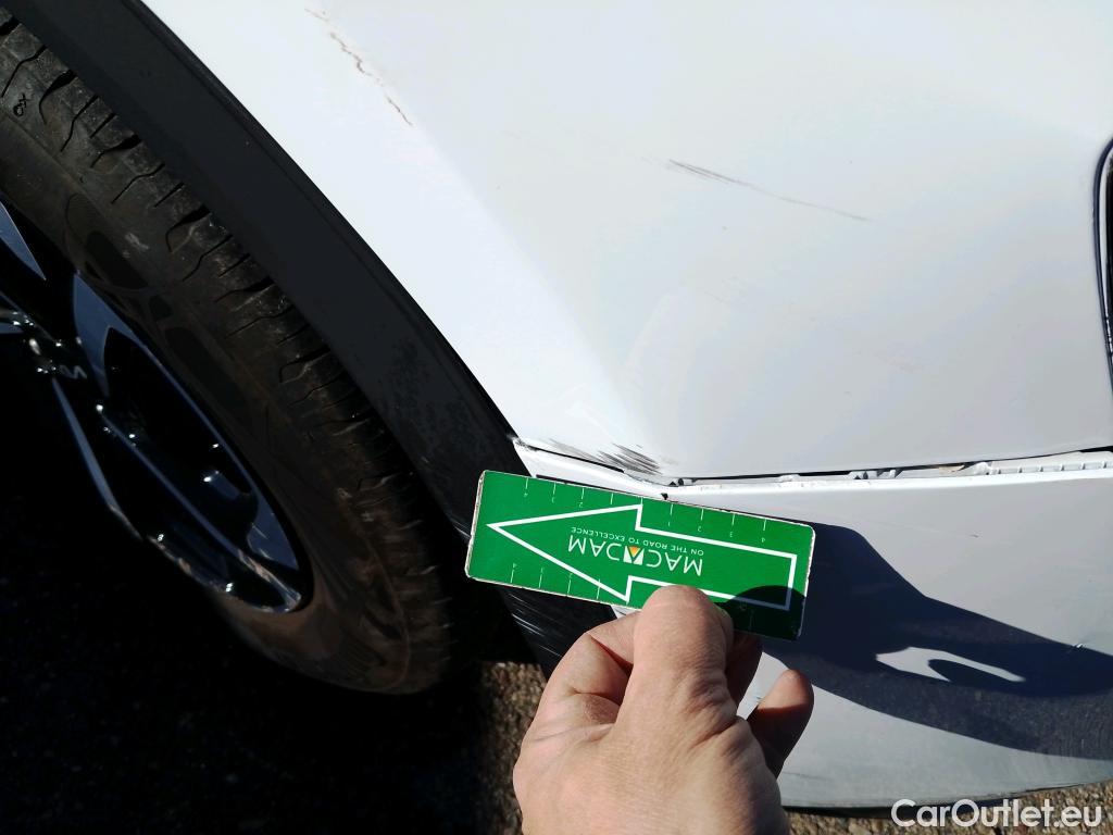  KIA  Sportage KIA  / 2022 / 5P / todoterreno 1.6 T-GDi HEV 171kW (230CV) Drive 4X2 #26