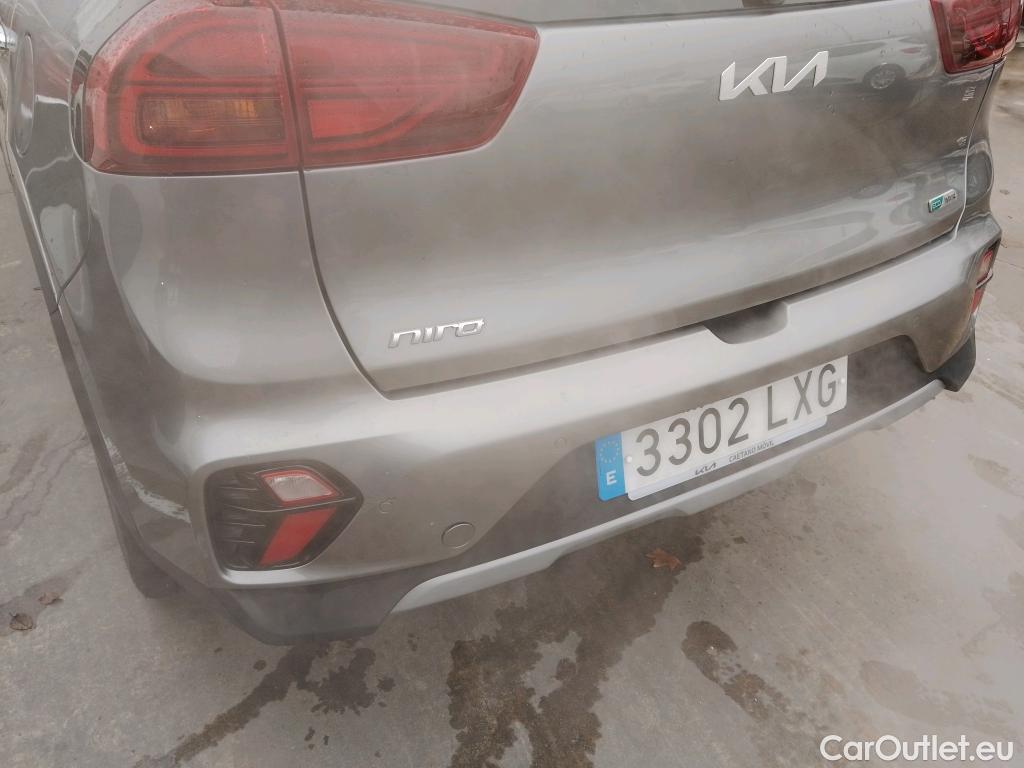  KIA  Niro KIA  / 2019 / 5P / crossover 1.6 GDi HEV 104kW (141CV) Emotion #5