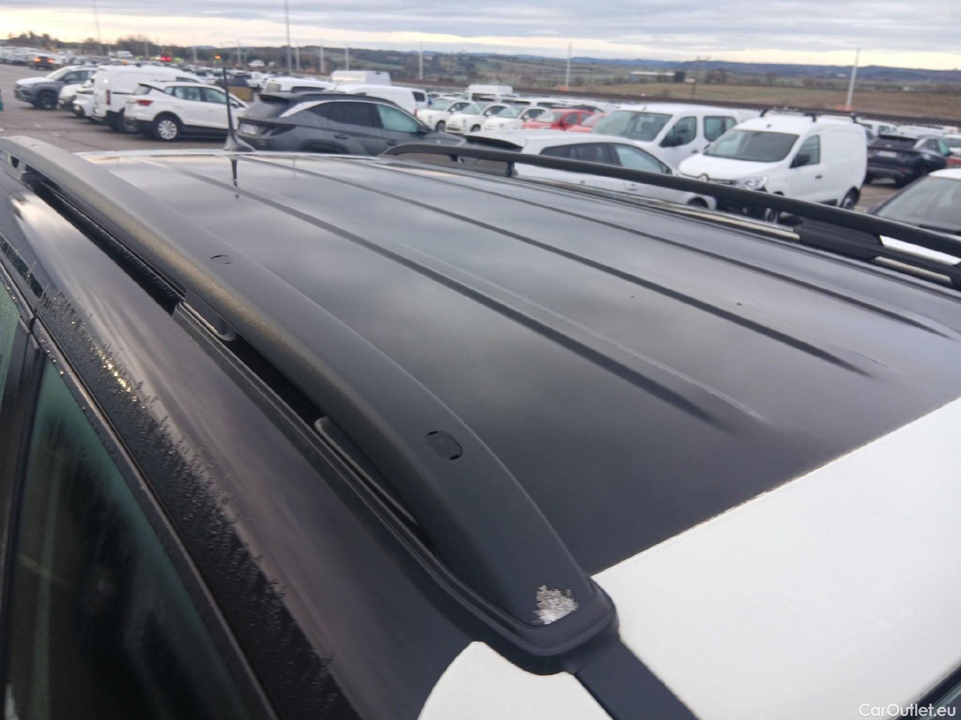  Jeep  Patriot JEEP Renegade / 2014 / 5P / todoterreno Limited 1.3 PHEV 140kW (190CV) AT AWD #35