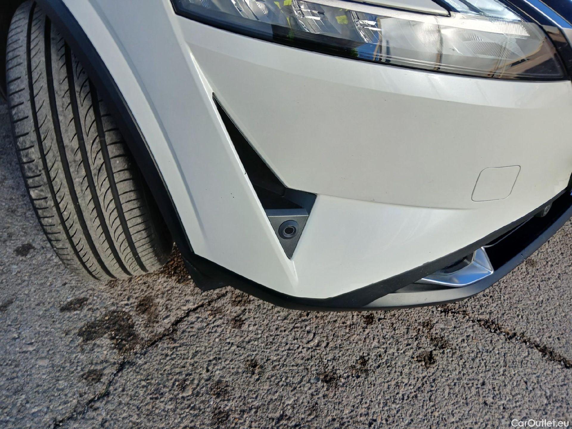  Nissan  Qashqai NISSAN  / 2021 / 5P / todoterreno DIG-T 116kW mHEV Xtronic Tekna (Skyline) #5