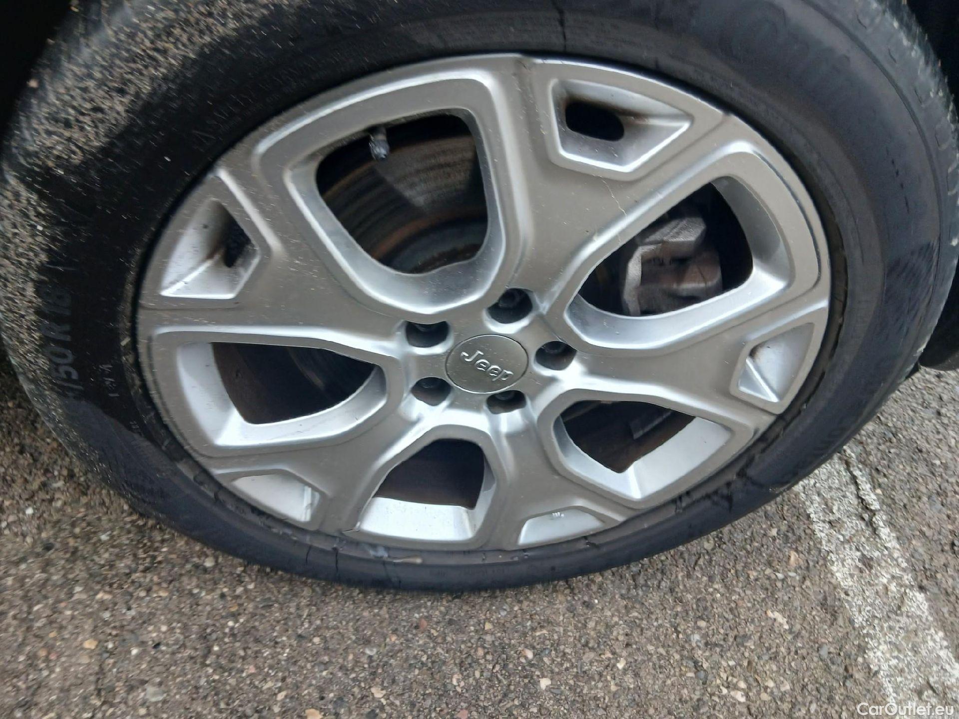  Jeep  Patriot JEEP Renegade / 2014 / 5P / todoterreno Limited 1.3 PHEV 140kW (190CV) AT AWD #33