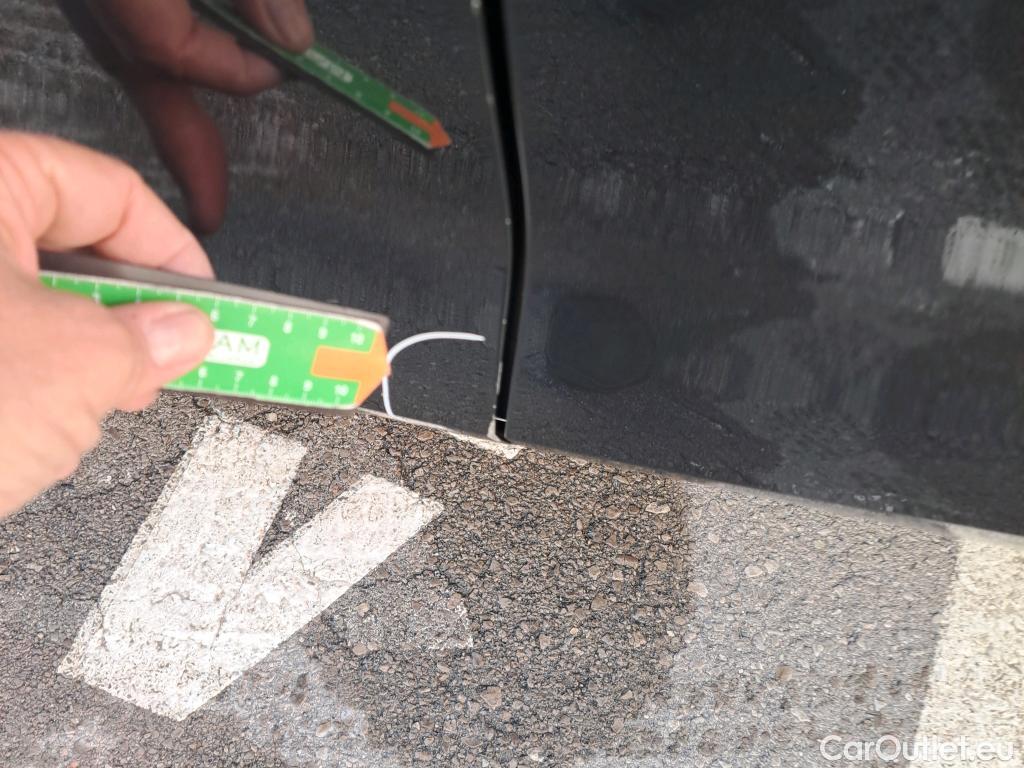  Land Rover  Discovery SEAT Nuevo León / 2020 / 5P / berlina con portón 1.0 TSI 81kW S&S Style Go (AC) #14