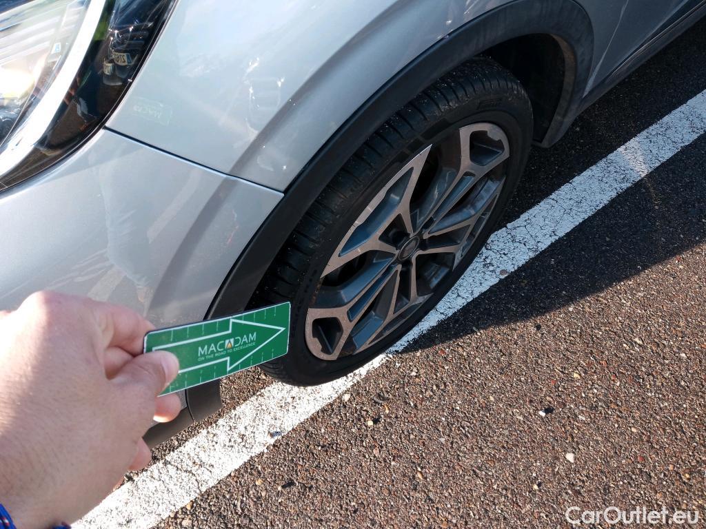  Renault  Kadjar RENAULT  / 2019 / 5P / crossover Zen GPF TCe 103kW (140CV) EDC #6