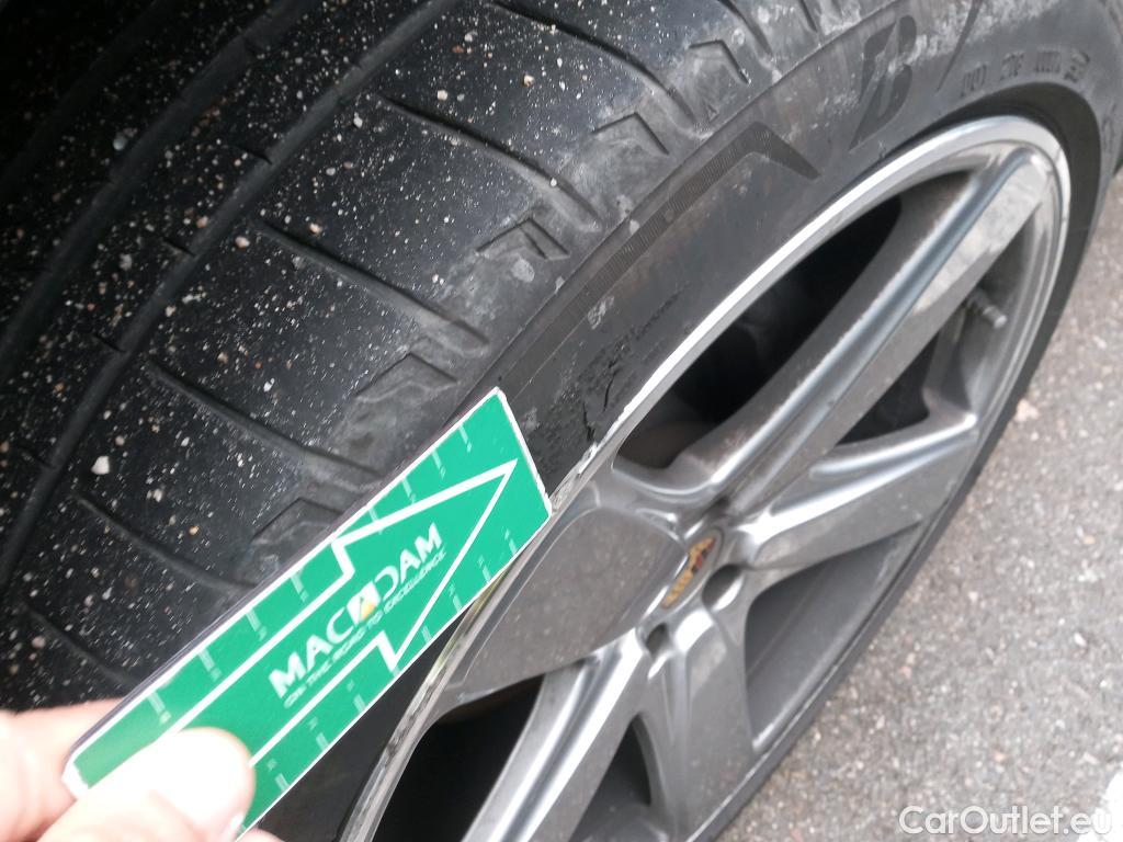  Porsche  Macan PORSCHE  / 2018 / 5P / todoterreno  #3