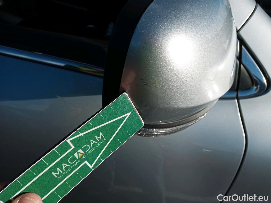  Renault  Kadjar RENAULT  / 2019 / 5P / crossover Zen GPF TCe 103kW (140CV) EDC #32