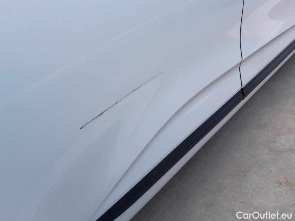  Renault  Clio RENAULT  / 2019 / 5P / berlina con portón Business TCe 74 kW (100CV) GLP #16