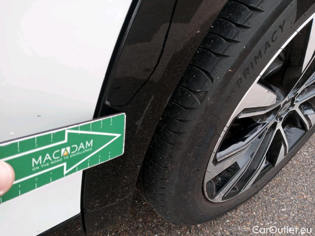  Renault  Espace  VI Techno E-Tech Hybrid 1.2 E-TECH Hybrid 200CV ATV 7 Plazas 6E #34