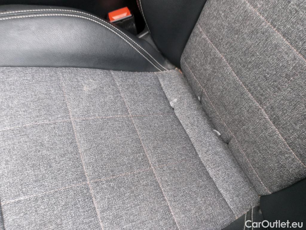  Renault  Espace  VI Techno E-Tech Hybrid 1.2 E-TECH Hybrid 200CV ATV 7 Plazas 6E #42