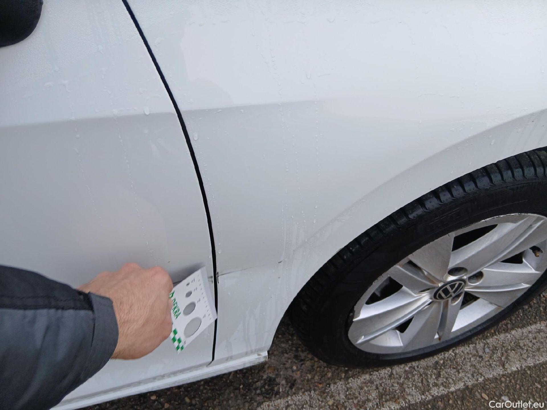  Volkswagen  Golf  VOLKSWAGEN / 2020 / 5P / berlina con portón Life 1.0 eTSI 81kW (110CV) DSG #14