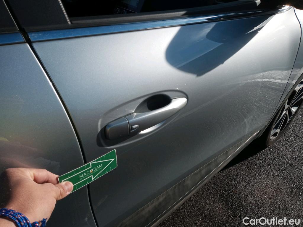  Renault  Kadjar RENAULT  / 2019 / 5P / crossover Zen GPF TCe 103kW (140CV) EDC #24